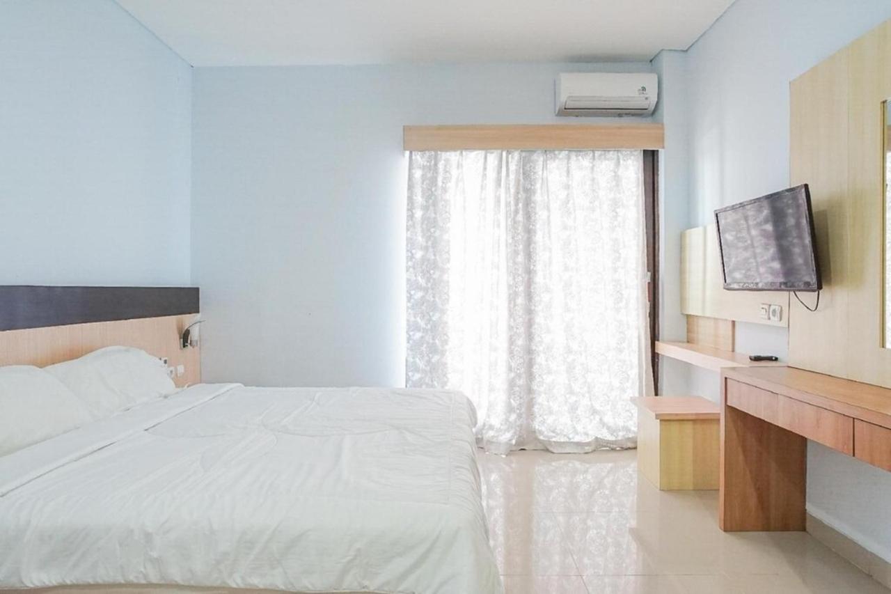Reddoorz Near Muaya Beach Jimbaran Exterior photo